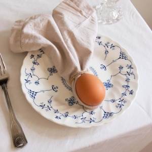 Quick Cloth Napkin DIY for Easter